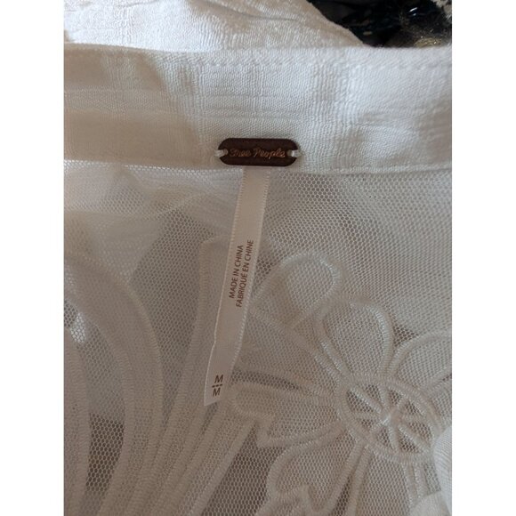 Free People Embroidered Sheer Sleeveless Top M Western Romance cottagecore - Picture 3 of 4